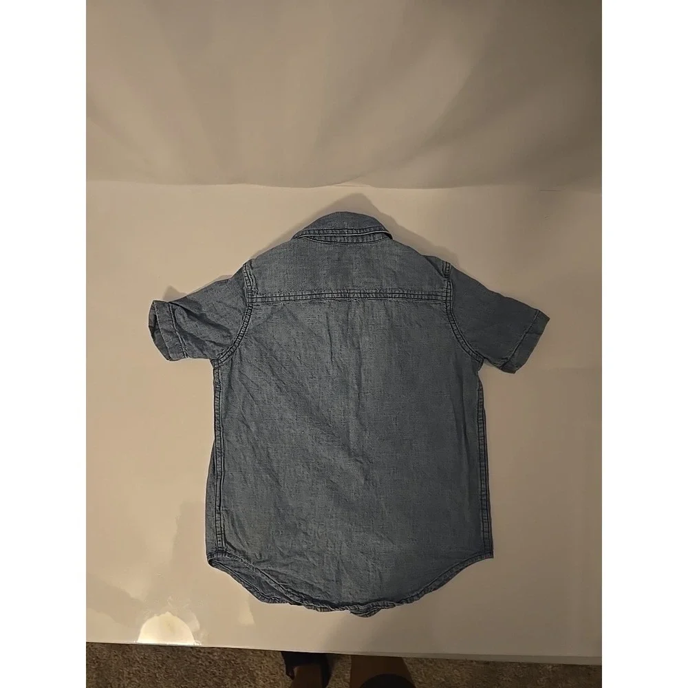 Gap Denim Kids Short Sleeve Button Up Collared Shirt Very Stylish Size XS 4-5